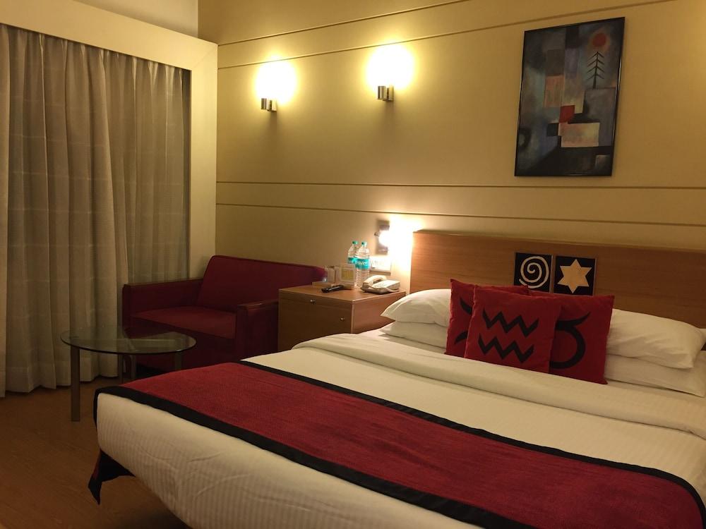 Lemon Tree Hotel Hinjewadi Pune Хинджавади Экстерьер фото