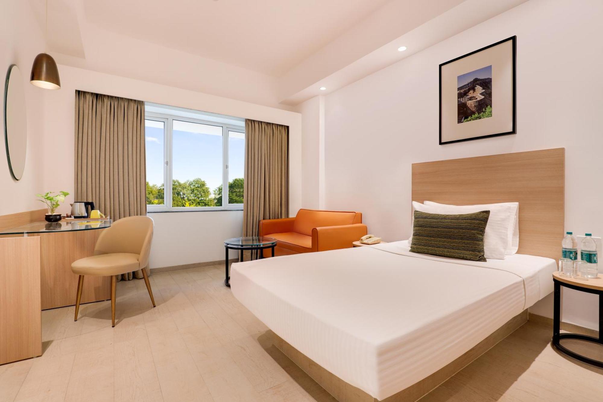 Lemon Tree Hotel Hinjewadi Pune Хинджавади Экстерьер фото