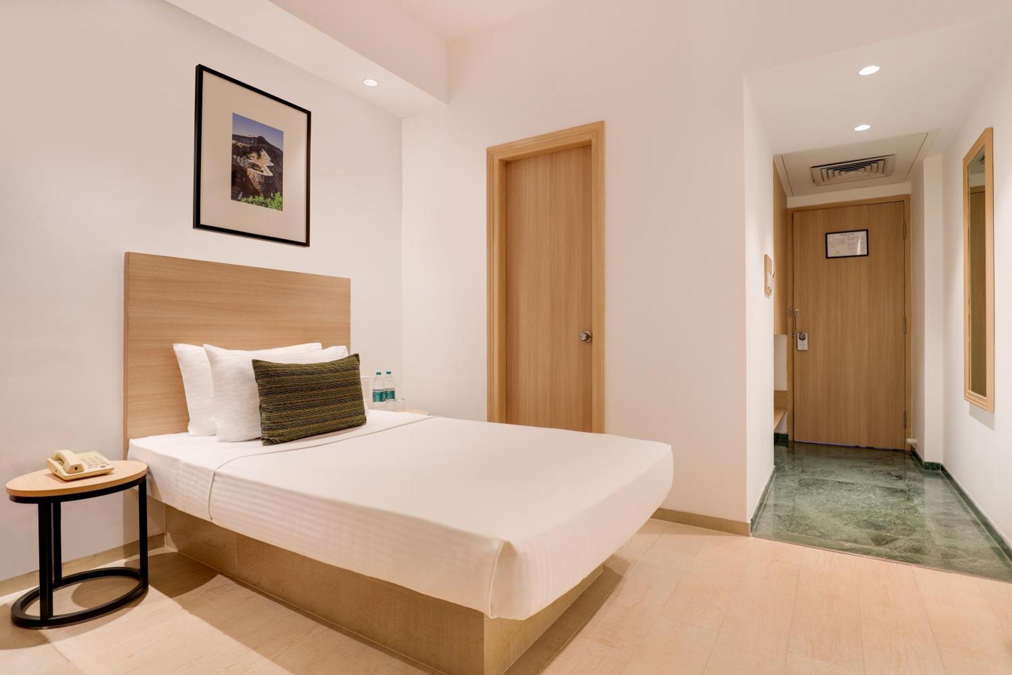 Lemon Tree Hotel Hinjewadi Pune Хинджавади Экстерьер фото