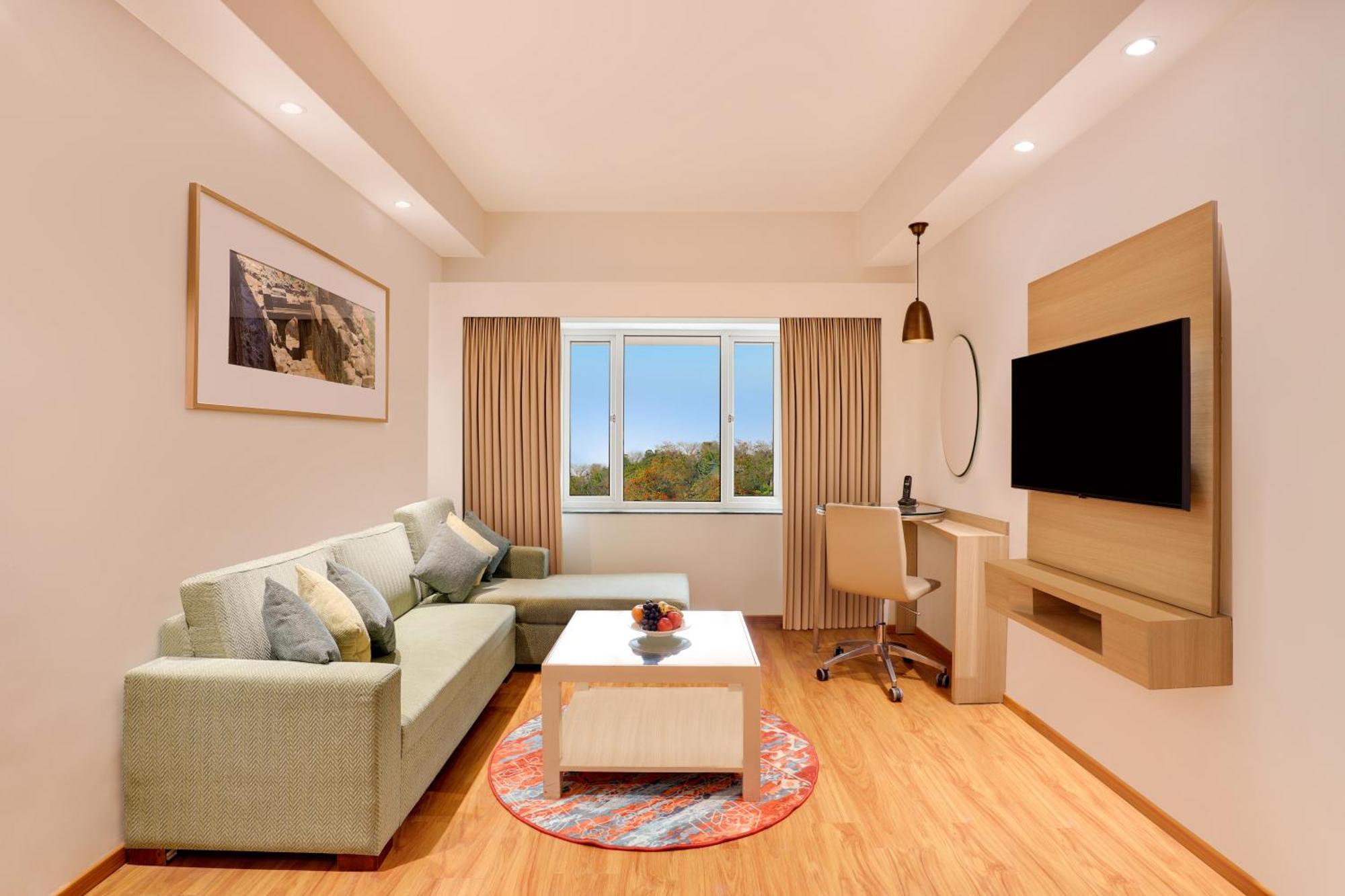 Lemon Tree Hotel Hinjewadi Pune Хинджавади Экстерьер фото