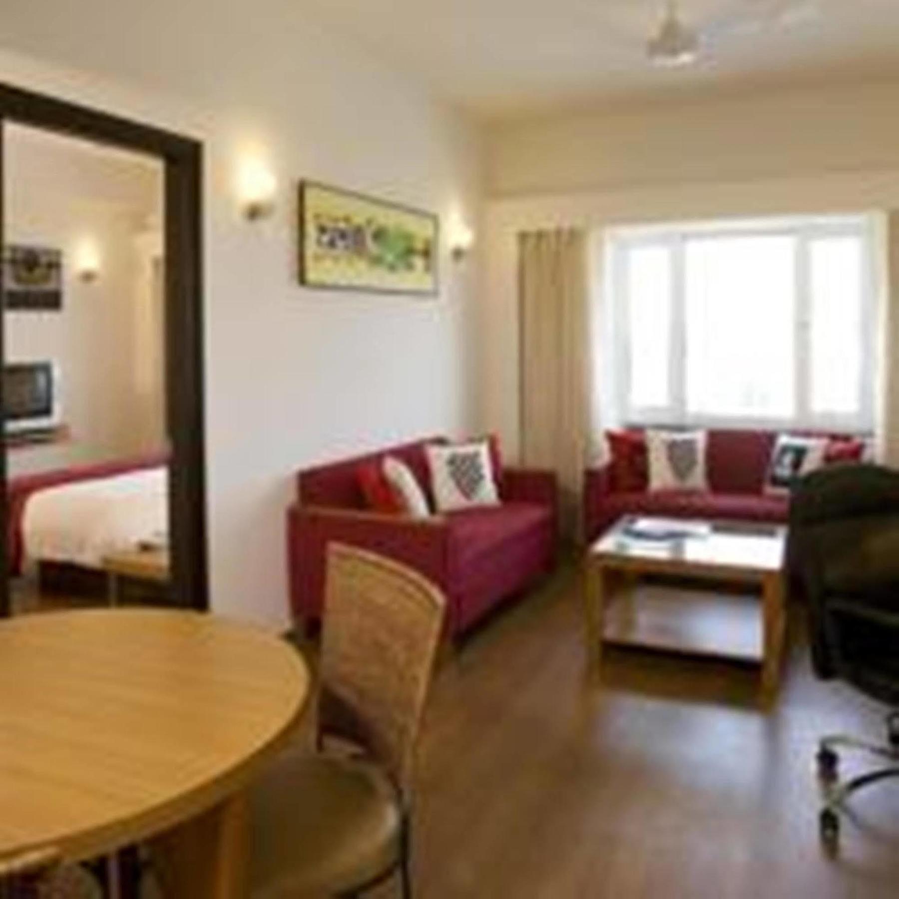 Lemon Tree Hotel Hinjewadi Pune Хинджавади Экстерьер фото
